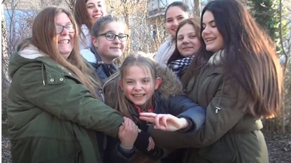 1240-Grad_eben_mal_hier