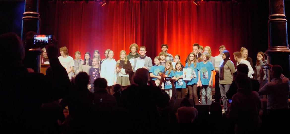 Filmbild 'Hört! Hört! – Junge Talente im Rampenlicht'